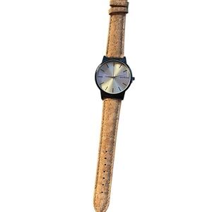 NWOT Stylish Black and Tan Watch